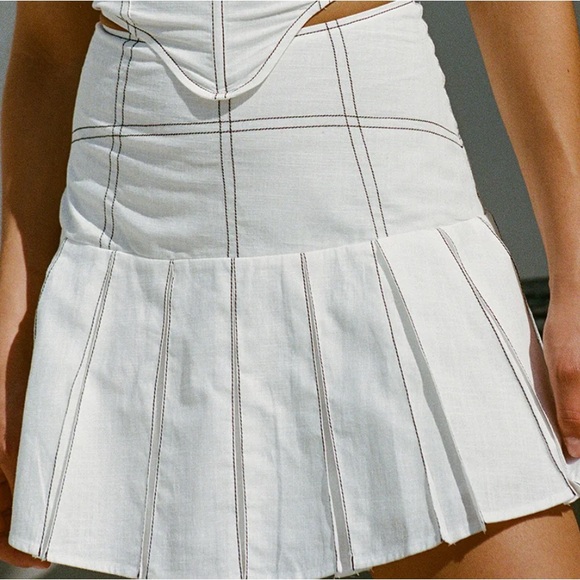 Sabo Skirt Dresses & Skirts - NWT Sabo Skirt Koralie Skirt - White - Size L, US 8